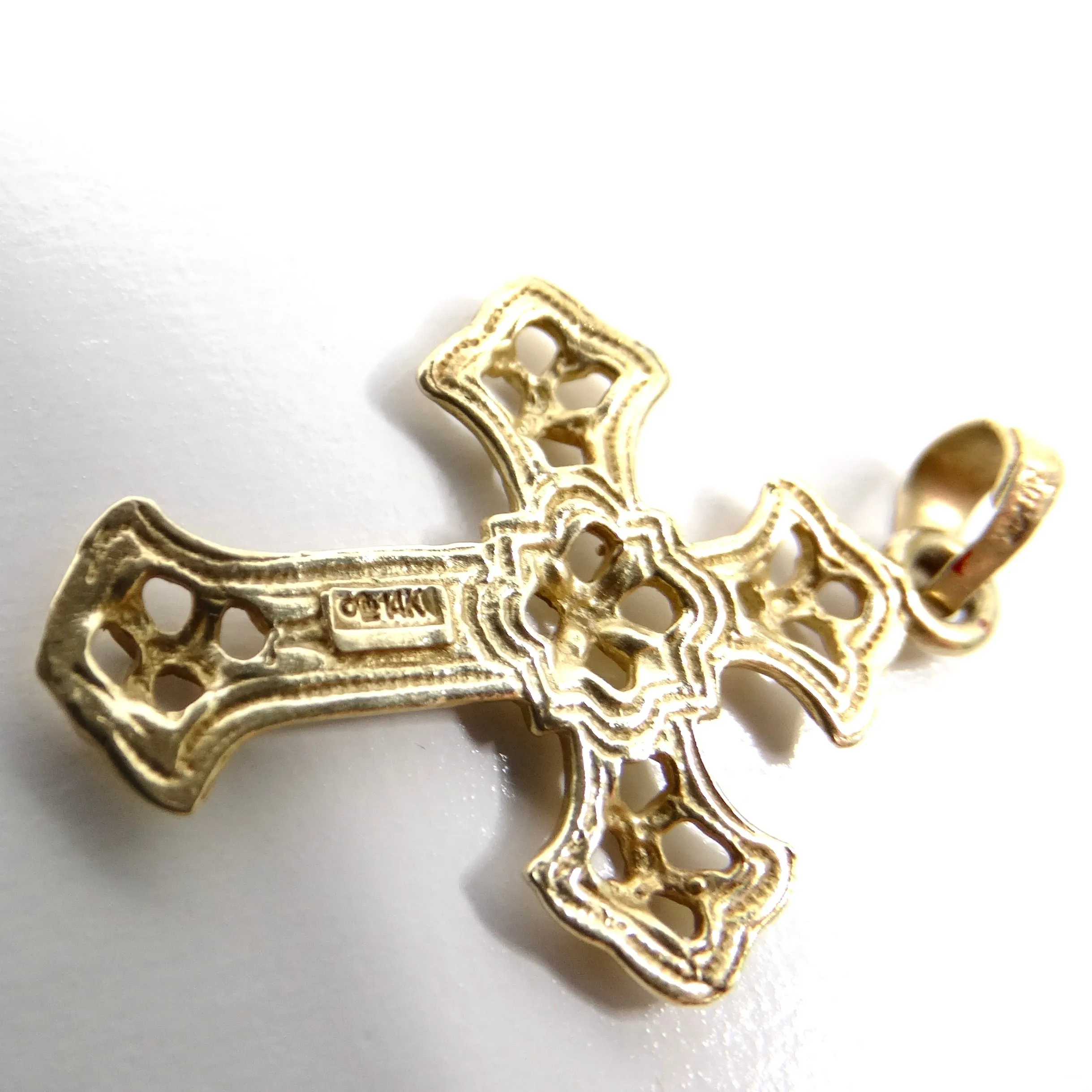 14k Solid Gold 1960s Cross Pendent