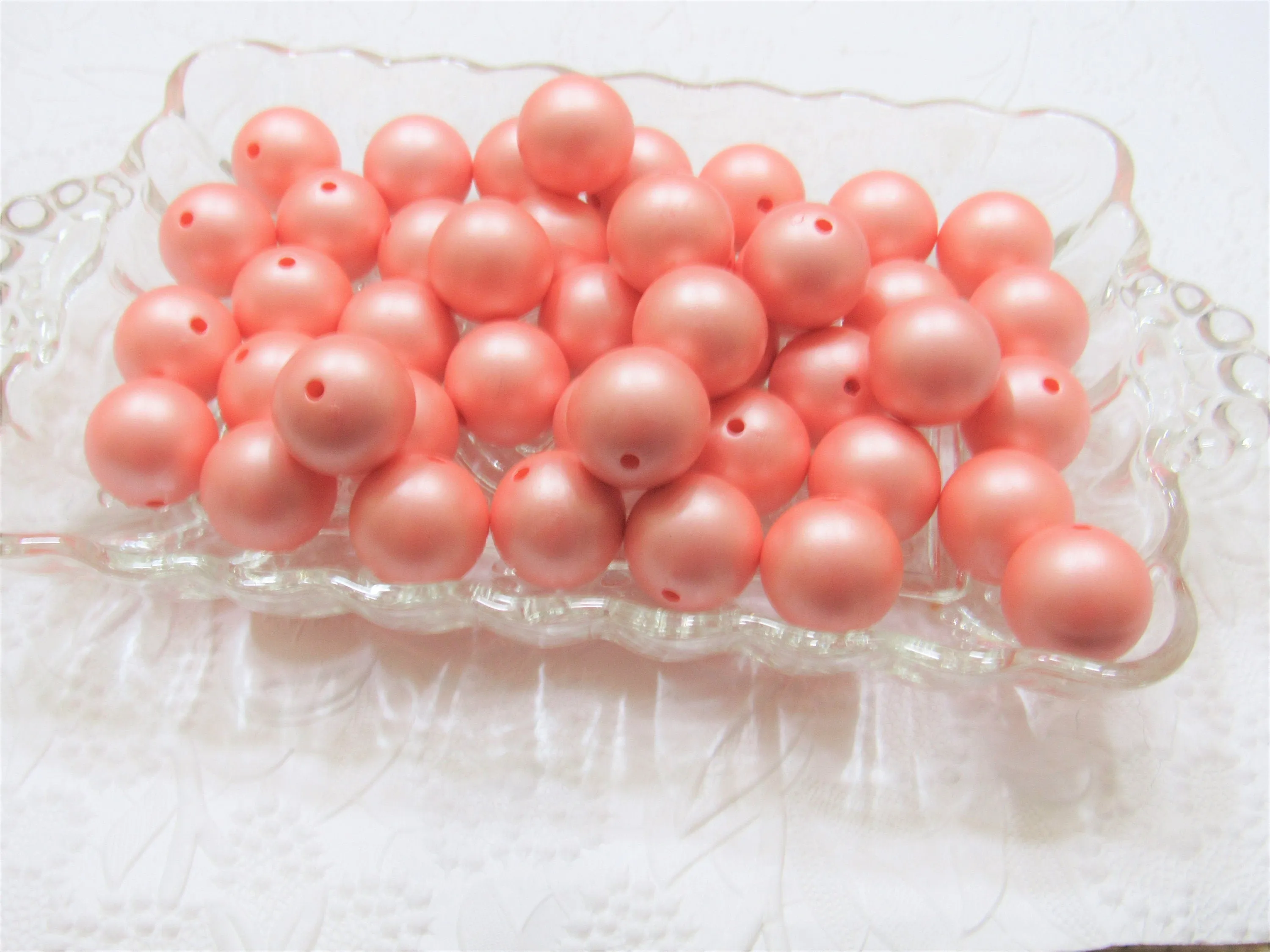 20mm Matte Pastel Peach Pearls, Bubblegum Beads, Chunky Gumball Beads,  Matte Pearls, Acrylic  Beads, Chunky Pearl