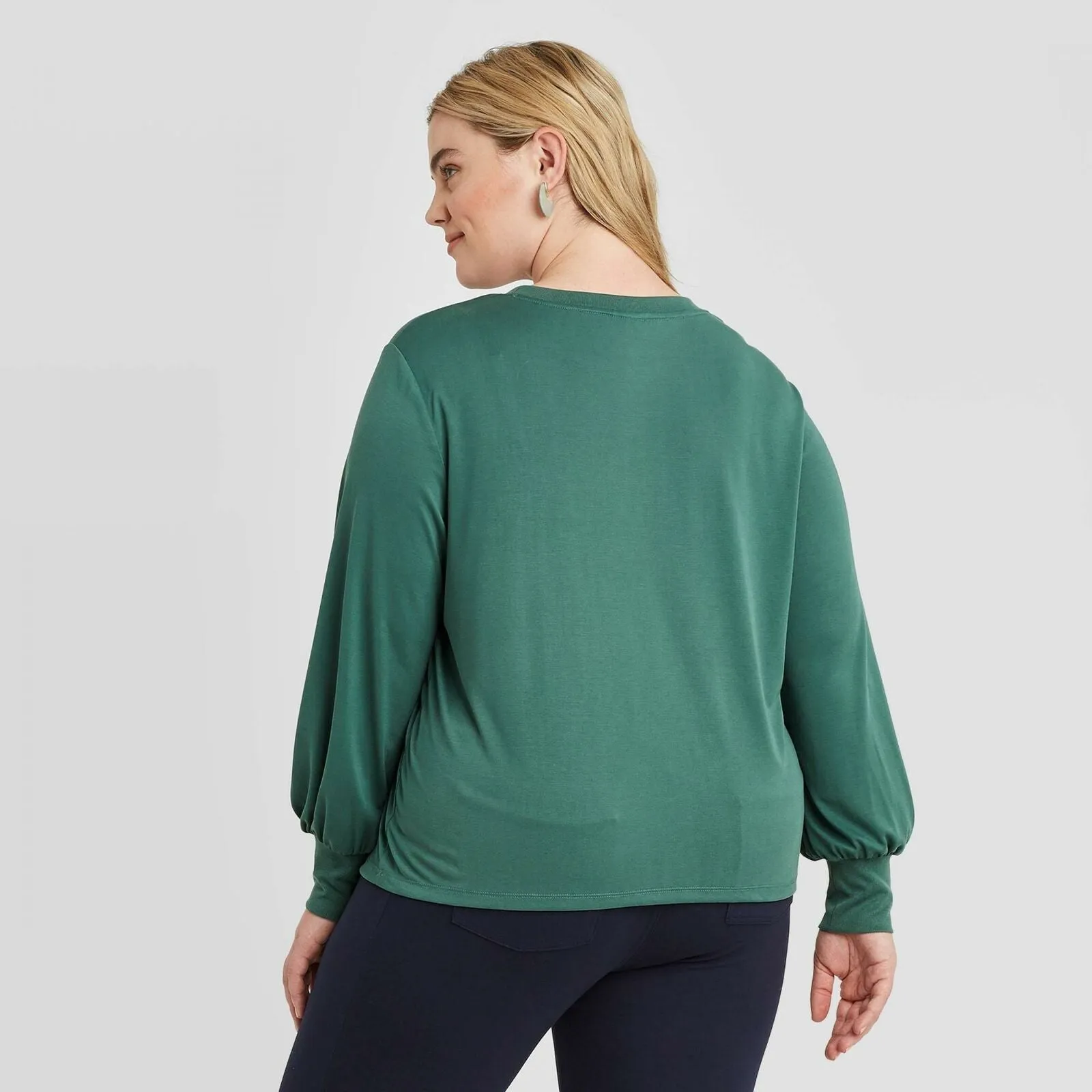 Ava & Viv Women's Plus Size Long Sleeve Crewneck Sandwash Top