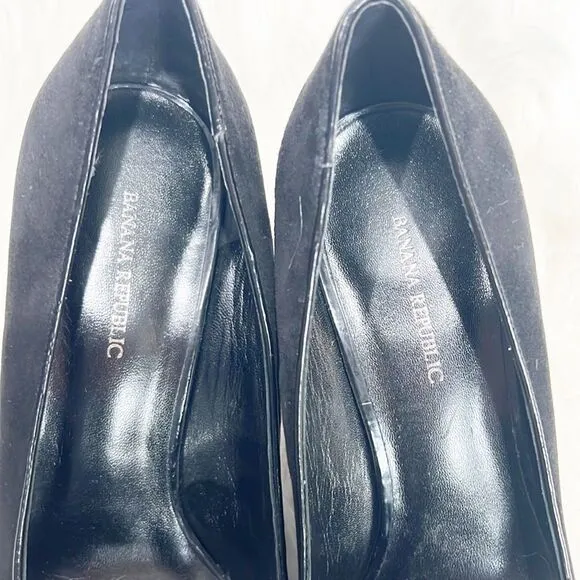 Banana Republic Nelda Black Suede Heels 6.5