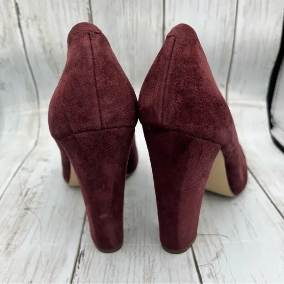 BCBG Generation Women’s Burgundy Suede Pumps SZ 8.5