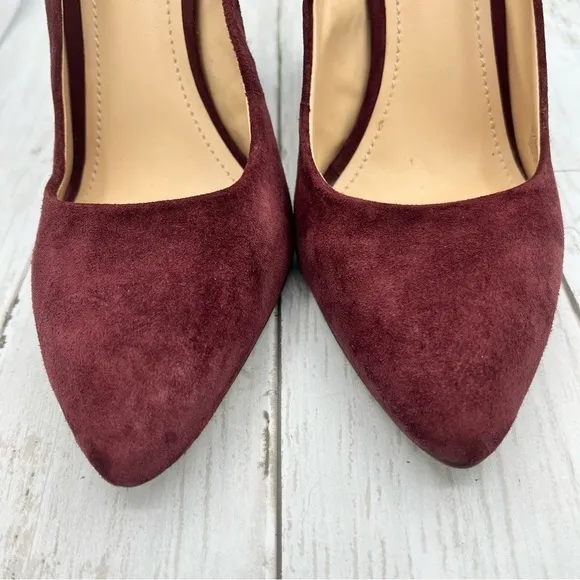 BCBG Generation Women’s Burgundy Suede Pumps SZ 8.5
