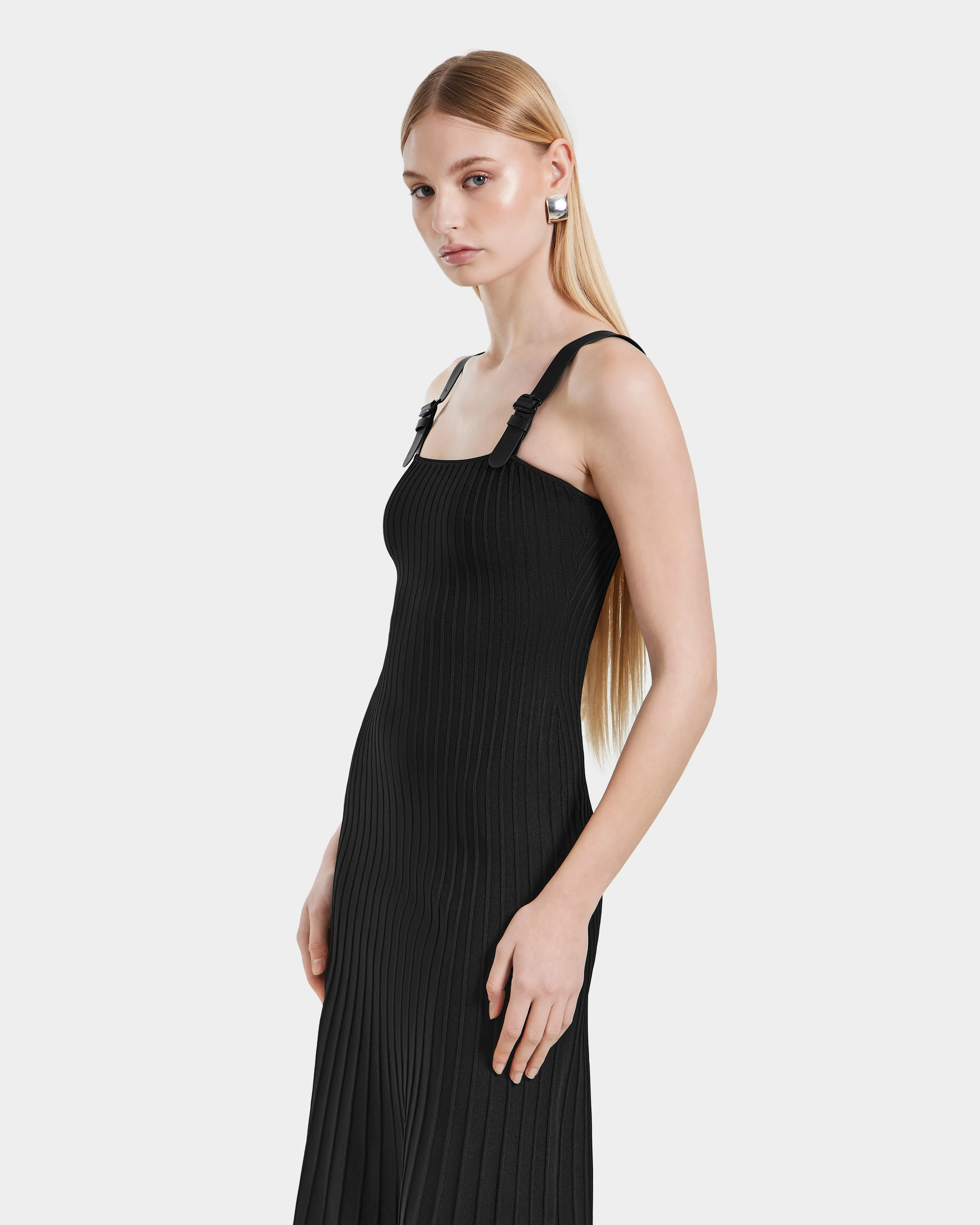 BENICIA - 8525072 Black