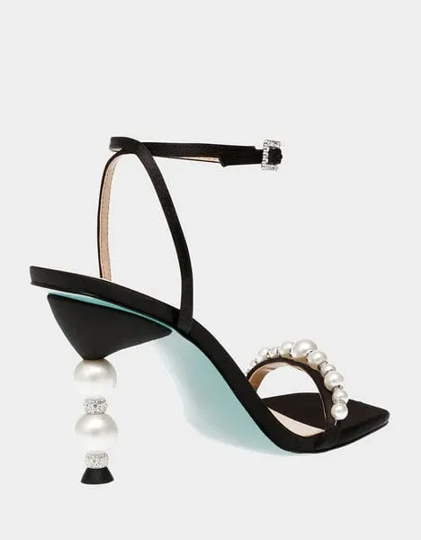 Betsey Johnson Jacy Heels In Black