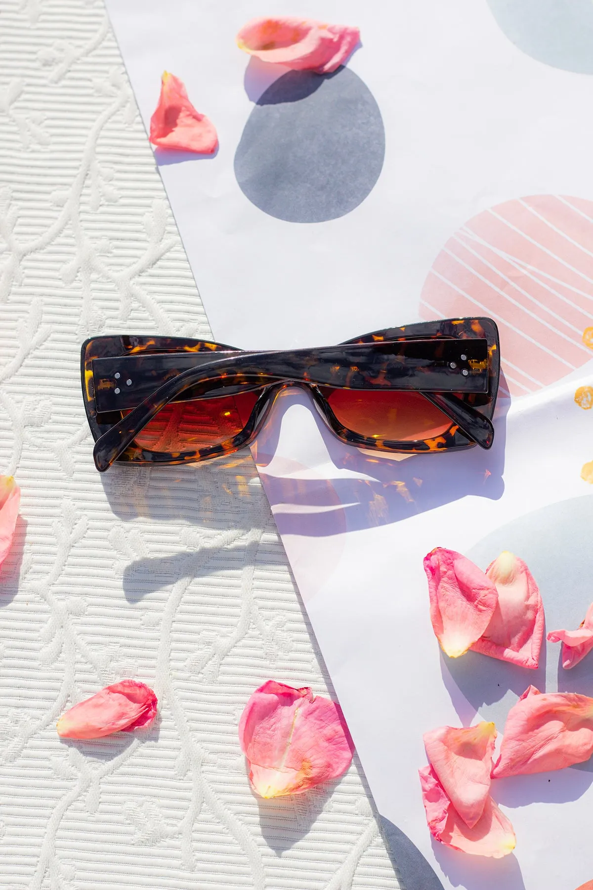 Chunky Triangle Cat Eye Sunglasses