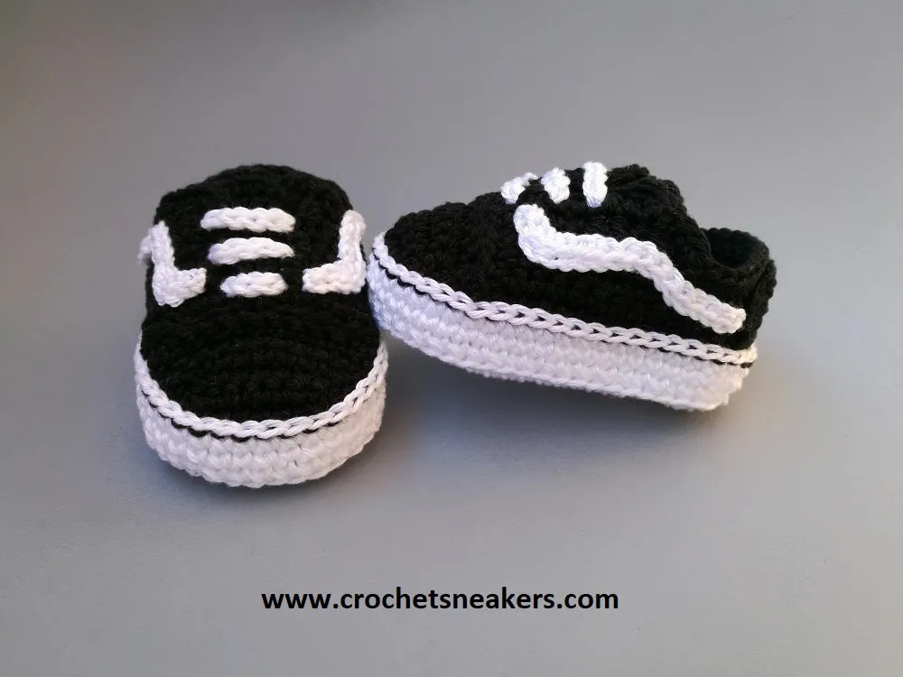 Crochet baby sneakers, Ozana booties, black color