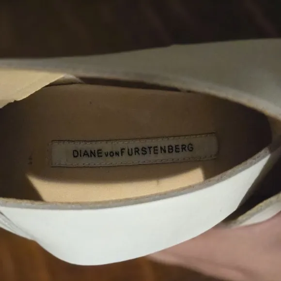 Diane von Furstenberg Leather Wedge Heels 8.5