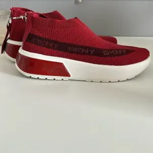 DKNY draya red sneakers size 9M