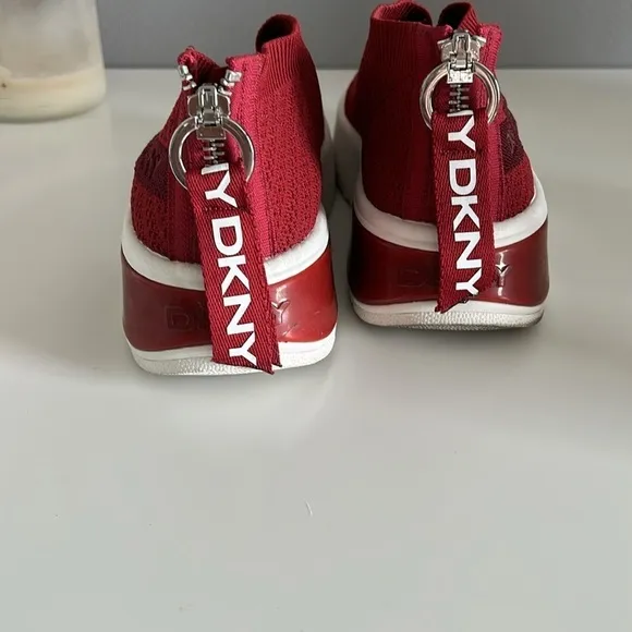 DKNY draya red sneakers size 9M