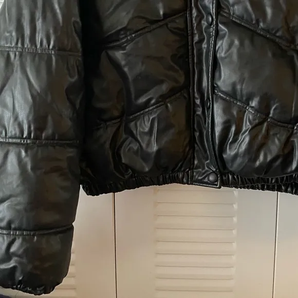 EUC ZARA Puffer, Moto Jacket, Faux Leather, Full hidden zip,Full snap,Sz XS
