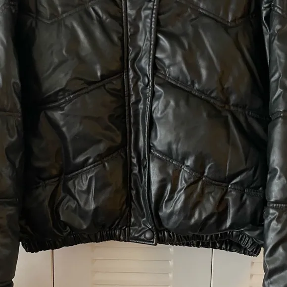 EUC ZARA Puffer, Moto Jacket, Faux Leather, Full hidden zip,Full snap,Sz XS
