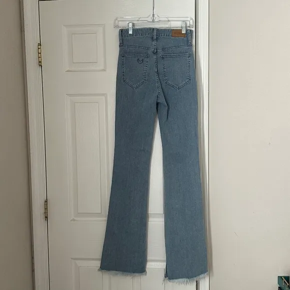 Excellent Show Me Your Mumu Nashville Slim Flare Jeans Size 25 Light Wash