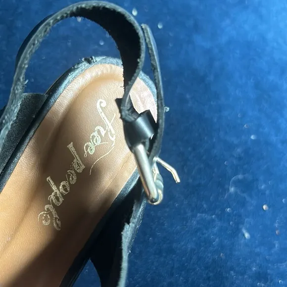 Free People Black Creme Wedge Heels Size‎ 7