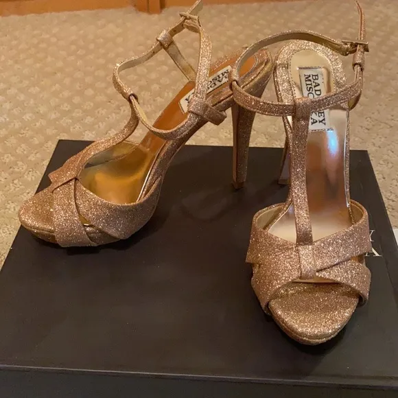 Gold Badgley Mischka heels