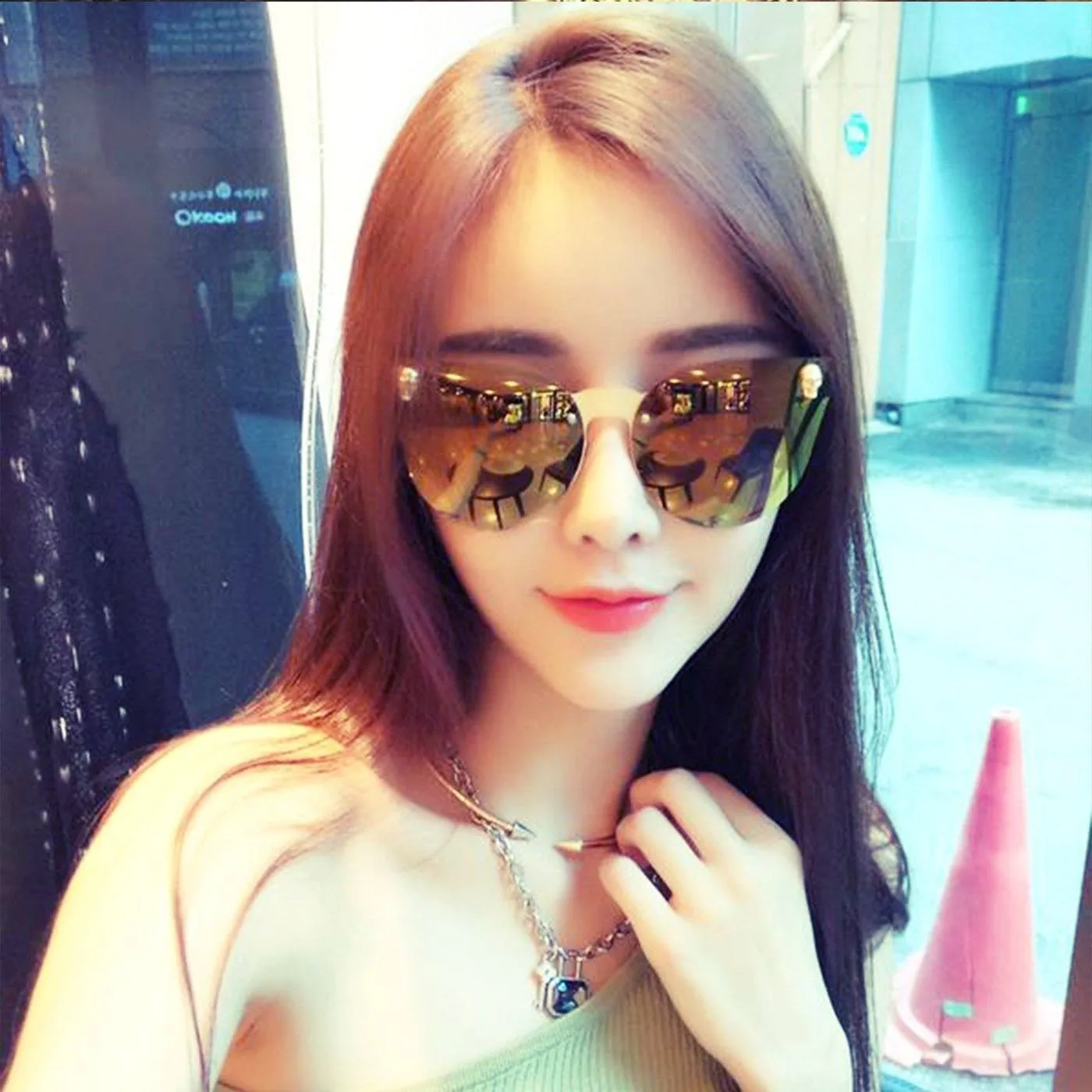 Gothic Skull Metal Frame UV Sunglasses