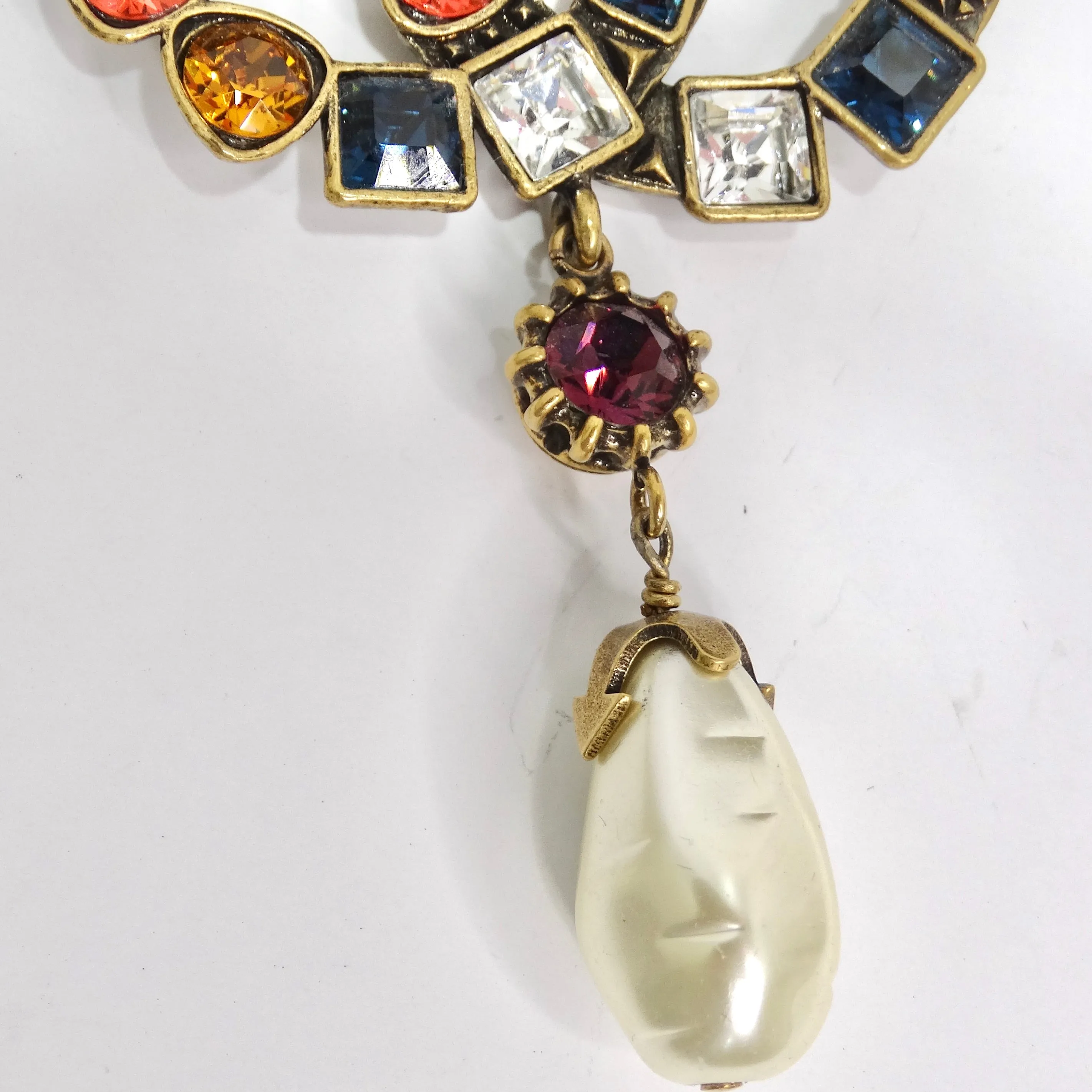 Gucci Multicolor Crystal Faux Pearl Logo Necklace & Earrings Set