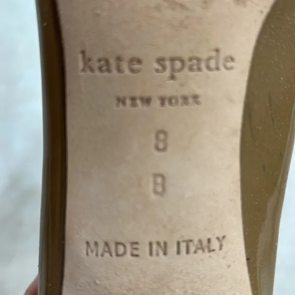 Kate Spade heels creme round toe heel sz 8