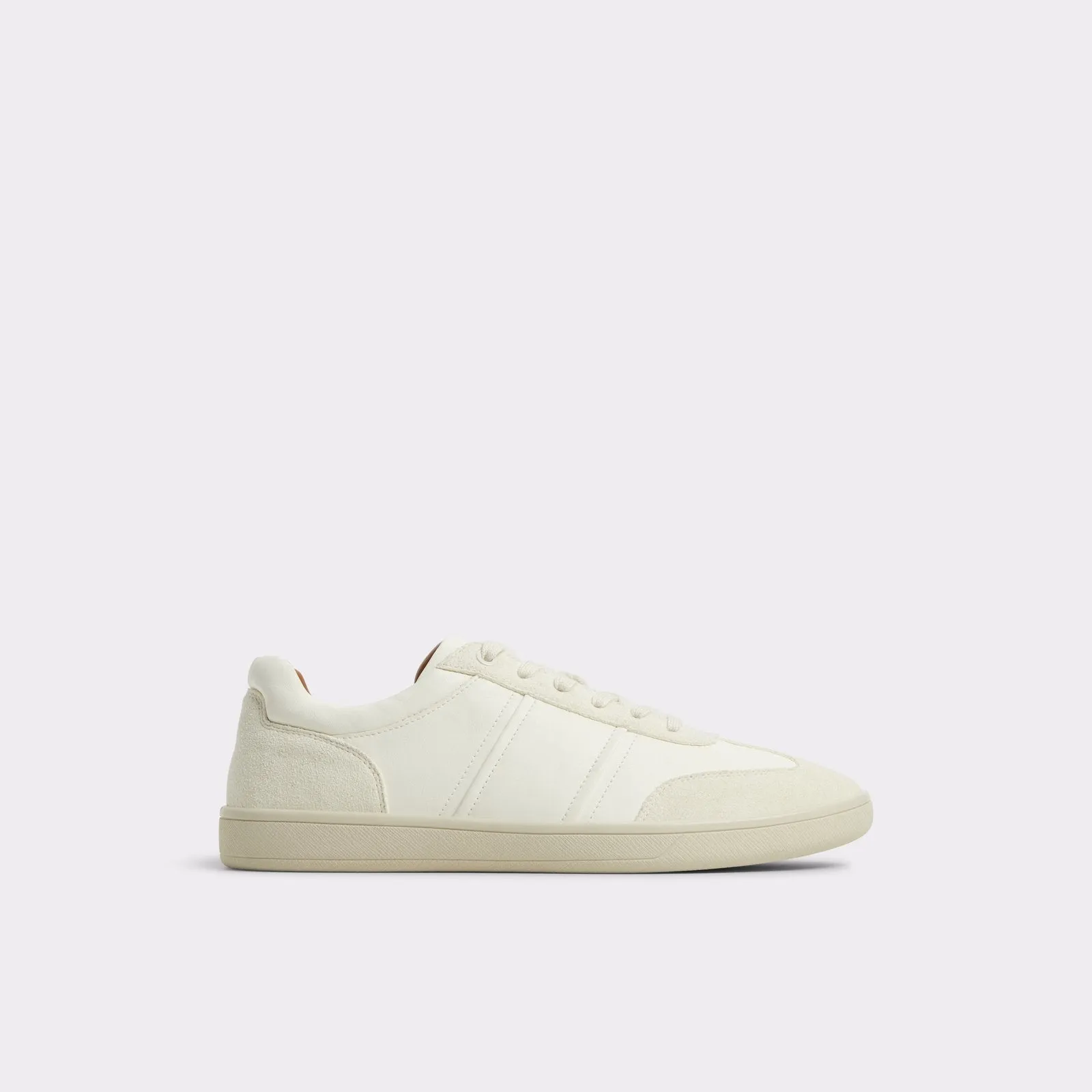 Langston / Sneakers
