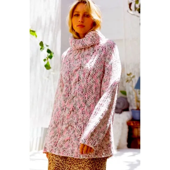 LAST ONE POL Pink &amp; Gray Handmade Chunky Knit Turtleneck Sweater