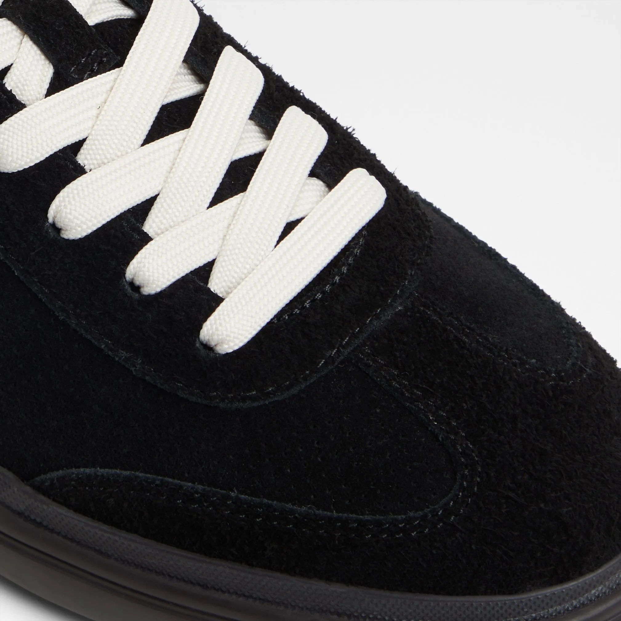 Lido / Sneakers