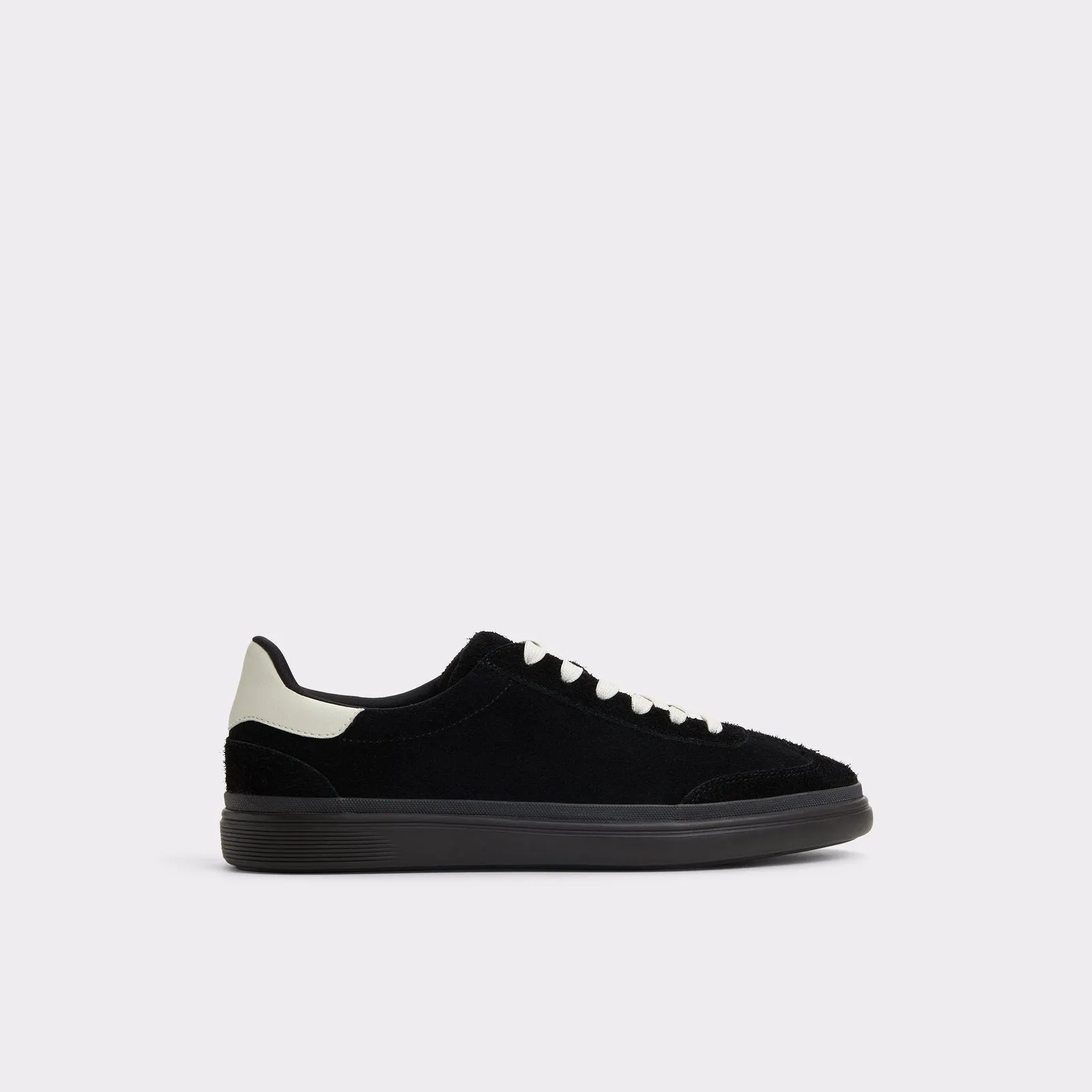 Lido / Sneakers