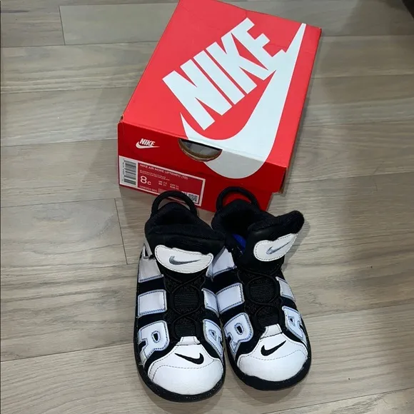 Like New Air More Uptempo Sneakers