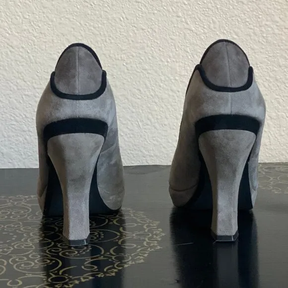 Linea Paolo Grey Suede Heels with Square Open Toe, size 8