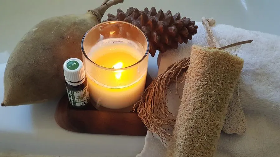 Massage Candle soy wax unscented natural 210 ml PURE BLISS