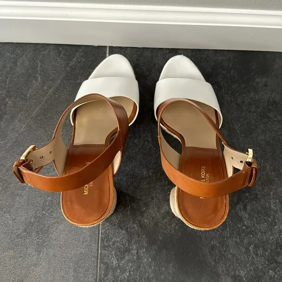 Michael Kors Collection leather heels size 9