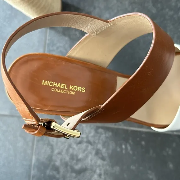 Michael Kors Collection leather heels size 9