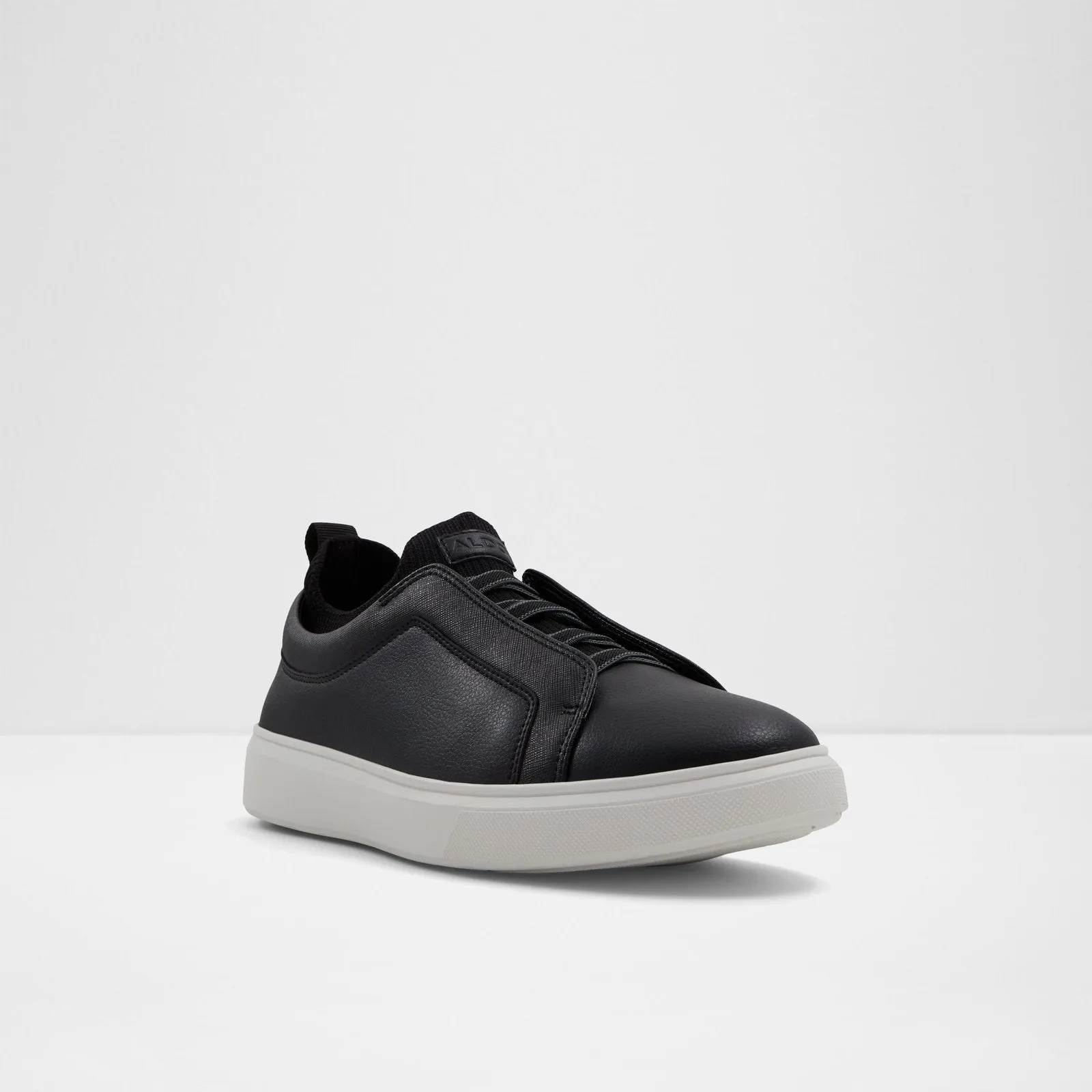 Midtown / Sneakers