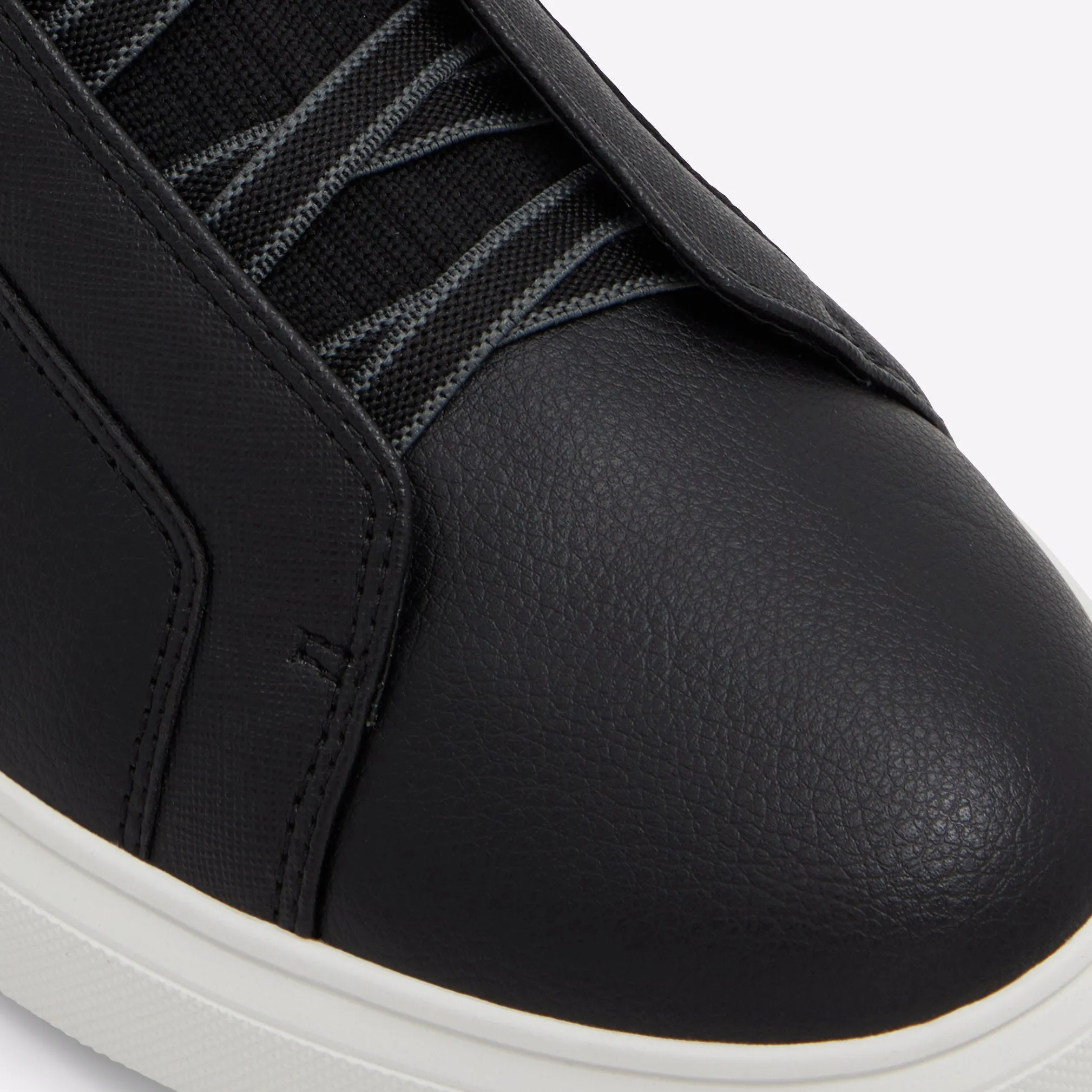 Midtown / Sneakers