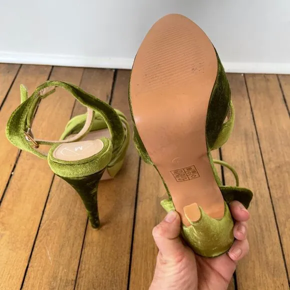 Missguided Green Velvet Platform Heels 6