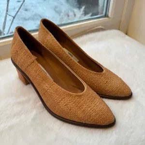 Mista London Size 37 Straw Pre-Owned Shoes- Ladies