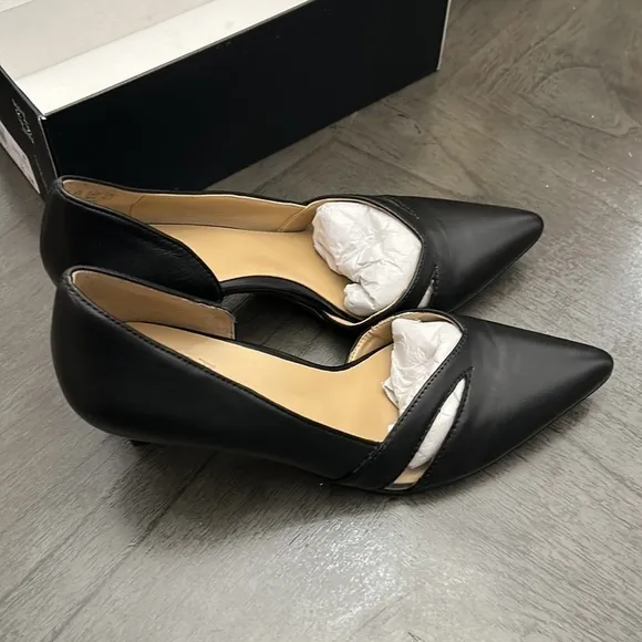 Naturalizer Ezra Pump (WIDE)