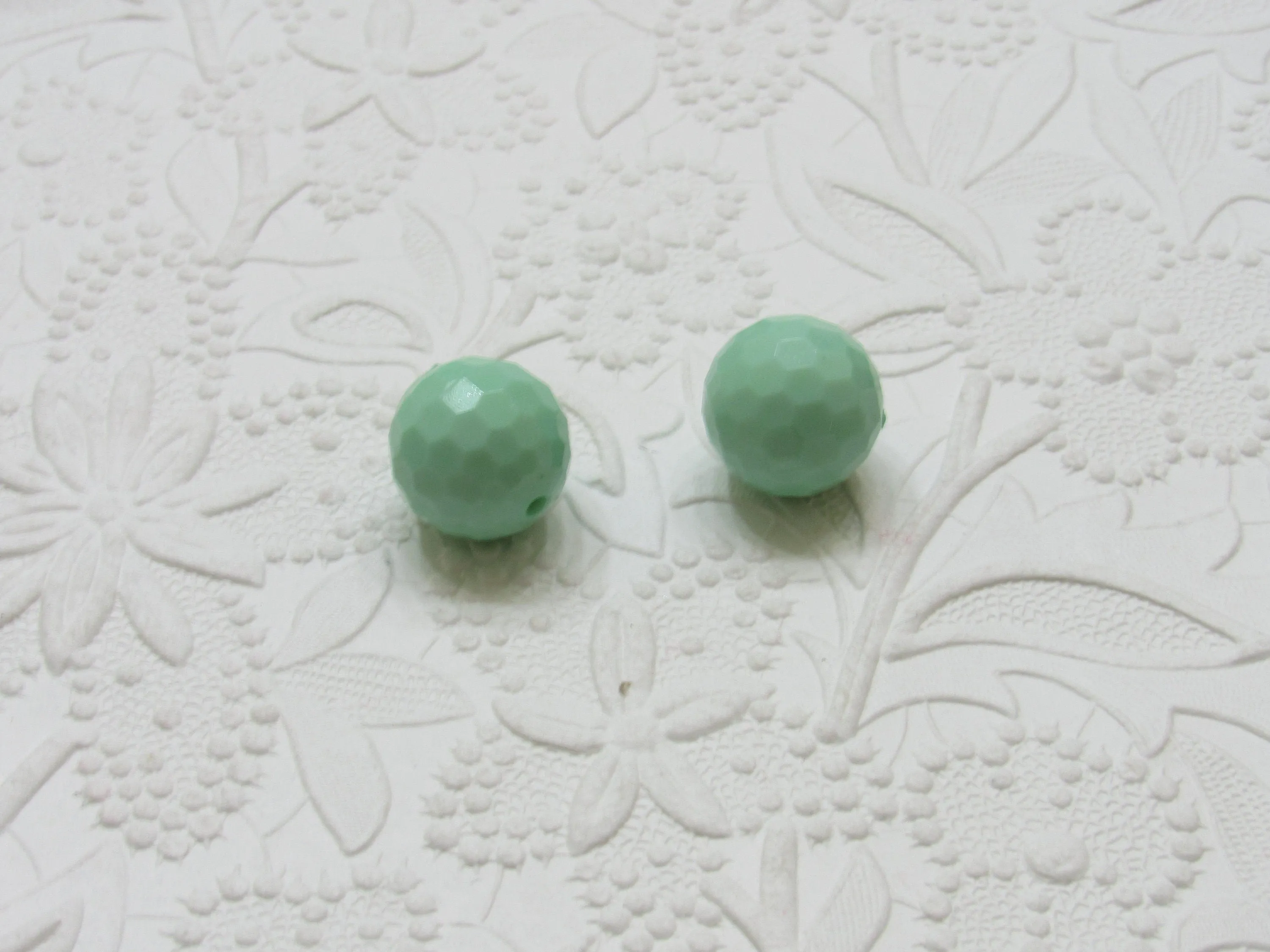 NEW 20mm Faceted Mint Disco Bubblegum Bead, Chunky Beads, Round Acrylic Beads, Chunky Bead Supply, Bubblegum Necklace Supply Beads
