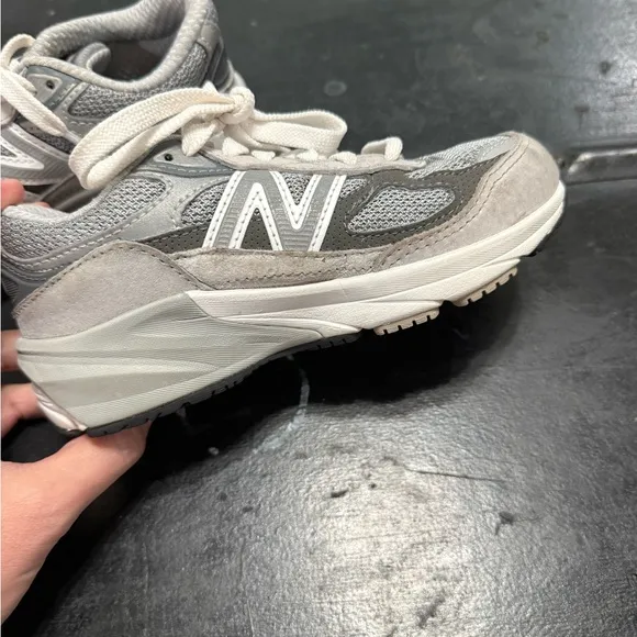 New Balance 990 Sneakers