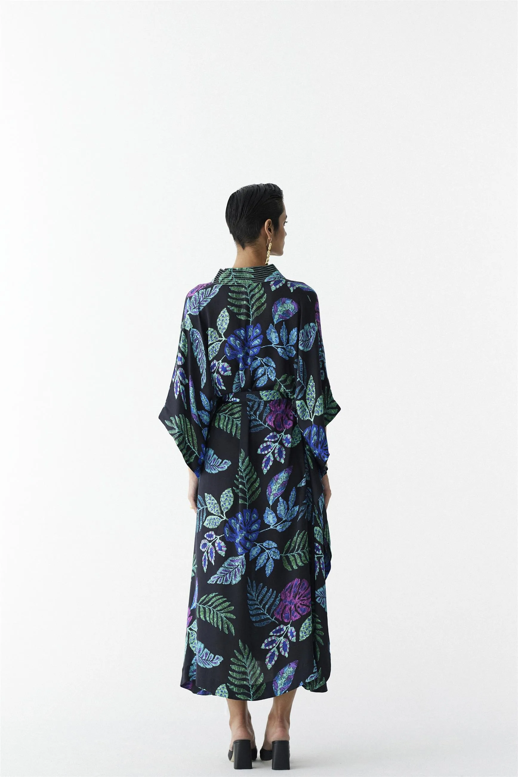 New Season Summer to Fall 2024-Kaftan Jungle Vegan Silk Black Multi Color Print -Studio Rigu-Fashion Edit Amazonico