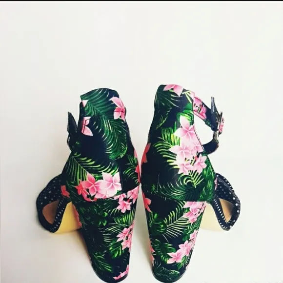 New Tropical Polka Dot heels