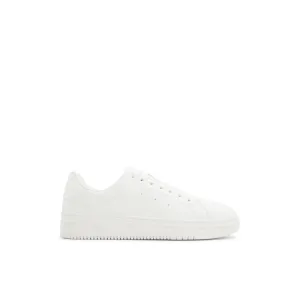 Newcomb / Sneakers