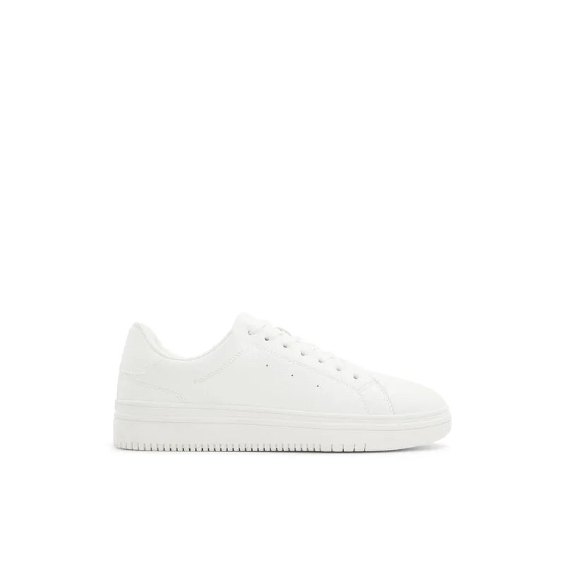 Newcomb / Sneakers