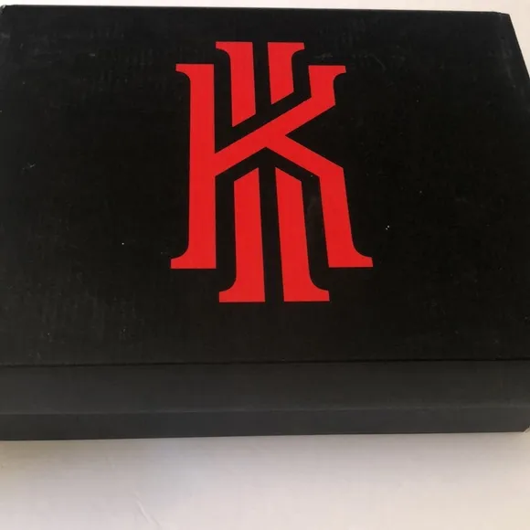 Nike Kylie flames sneakers 2.5Y unisex