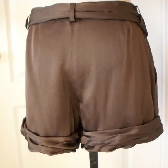 NWOT BCBGMAXAZRIA SATIN SHORTS SILKY BELTED SIZE 2 WOMENS SZ 2