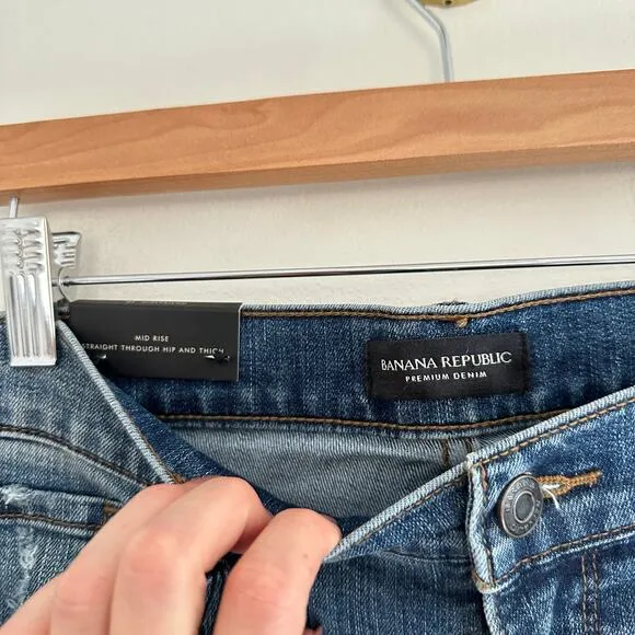 NWT Banana Republic Girlfriend High Rise Straight Jeans Blue 31