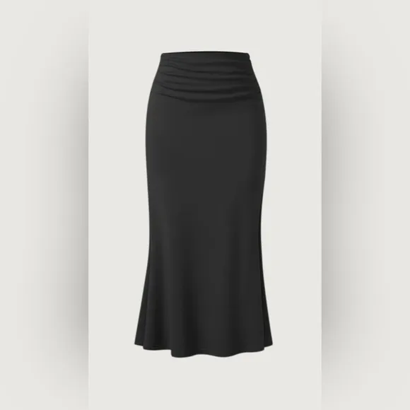 NWT OGL MERMAID MAXI SKIRT IN BLACK