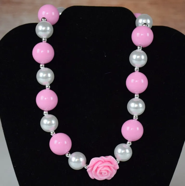 Pearls and Rose Chunky Necklace (More Colors)
