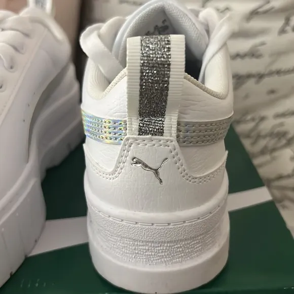 Puma Sneakers​
