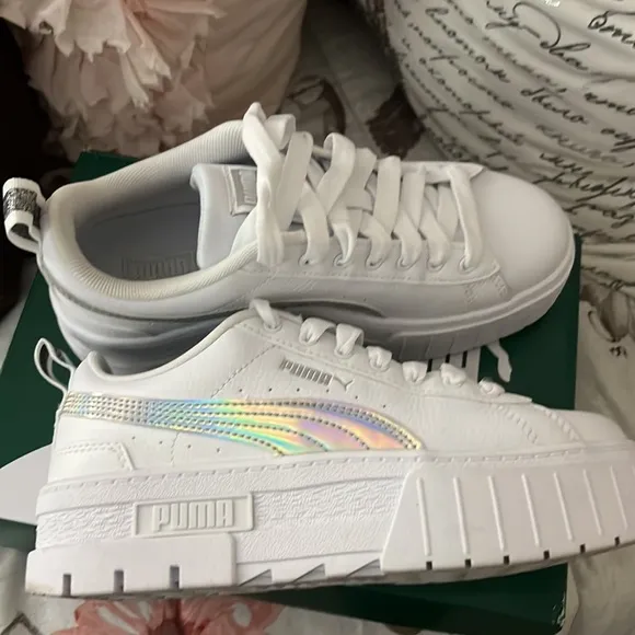 Puma Sneakers​