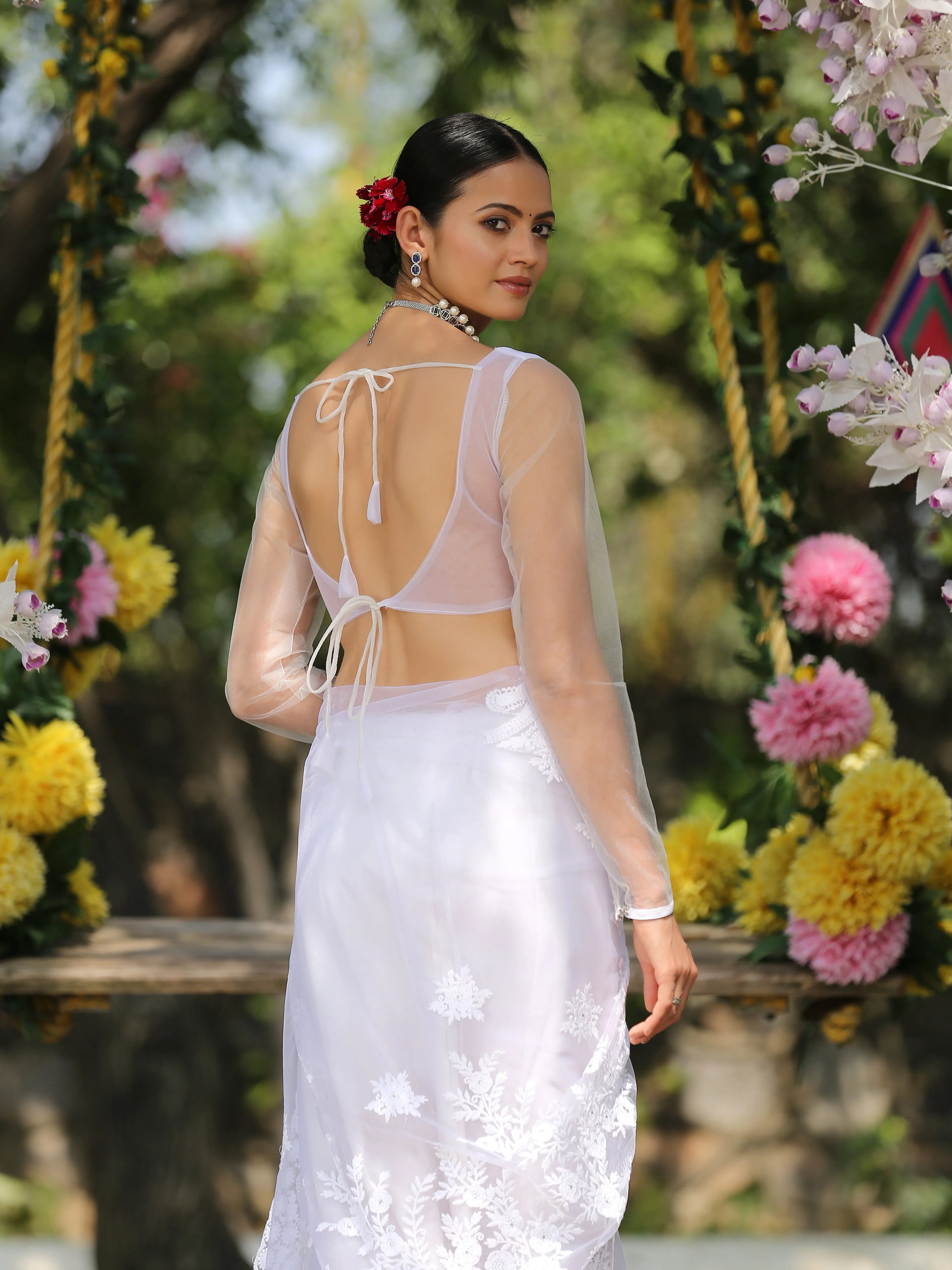 SET I Angel White Net Saree with Embroidery & Scalloping   Blouse