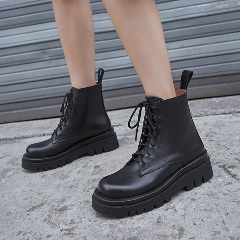 Size 34-43 2021 New INS Woman Leather Ankle Boots Lace Up Shoes Woman Short  Winter Warm Boots Platform Heels Footwear